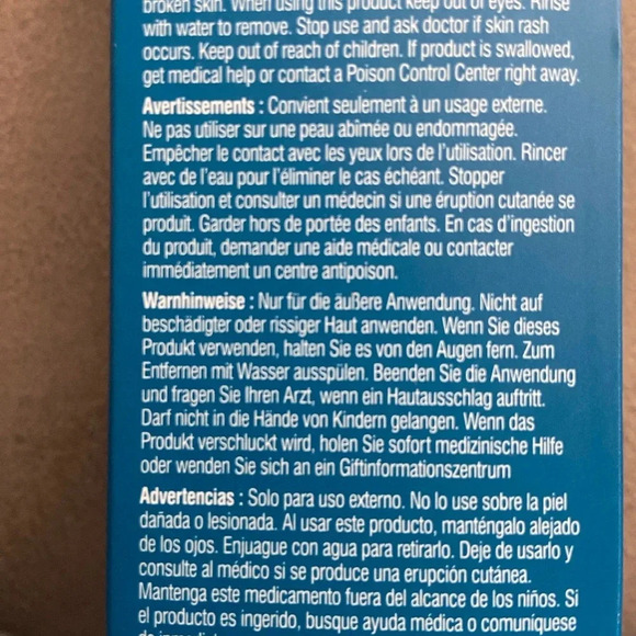 New COOLA Piña Colada Body Sunscreen - Picture 7 of 8